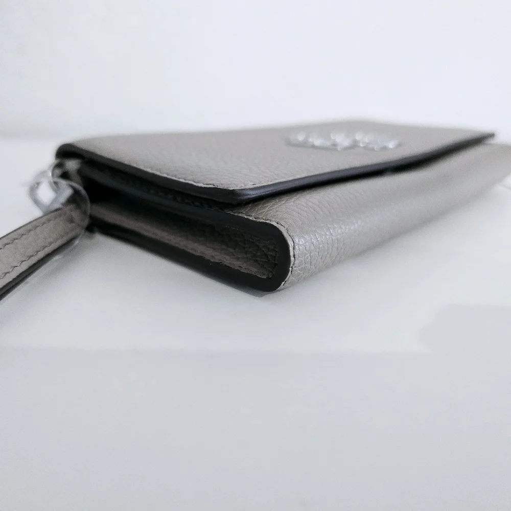 Tory Burch Britten Gray Leather Wristlet Wallet